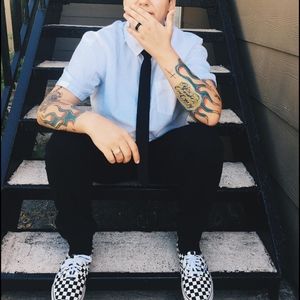 Meet your Posher, Lip